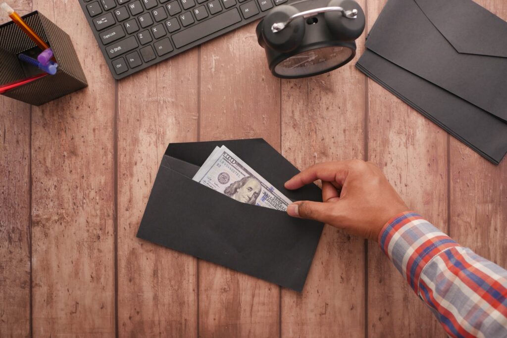 Understanding Documentary Letters of Credit: Benefits, Risks & Best Practices